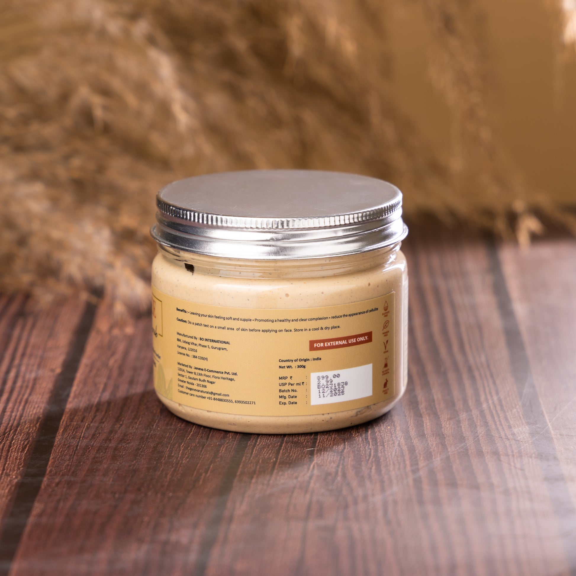 Coffee Body Scrub With Walnut shell extract, Coffee Powder & Spirulina, 300g - No.1 Brand in India