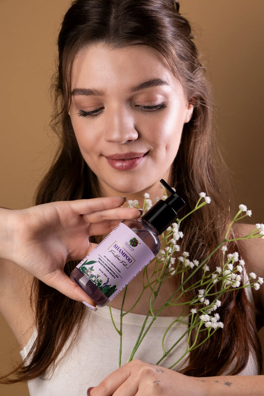 Shampoo for Hair fall With Rosemary oil, Biotin & Saw palmetto extract, 220ml - No.1 Brand in India